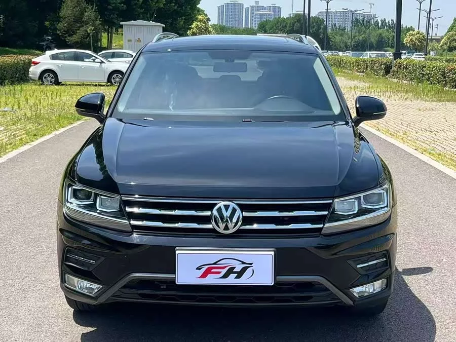 Volkswagen Tiguan L