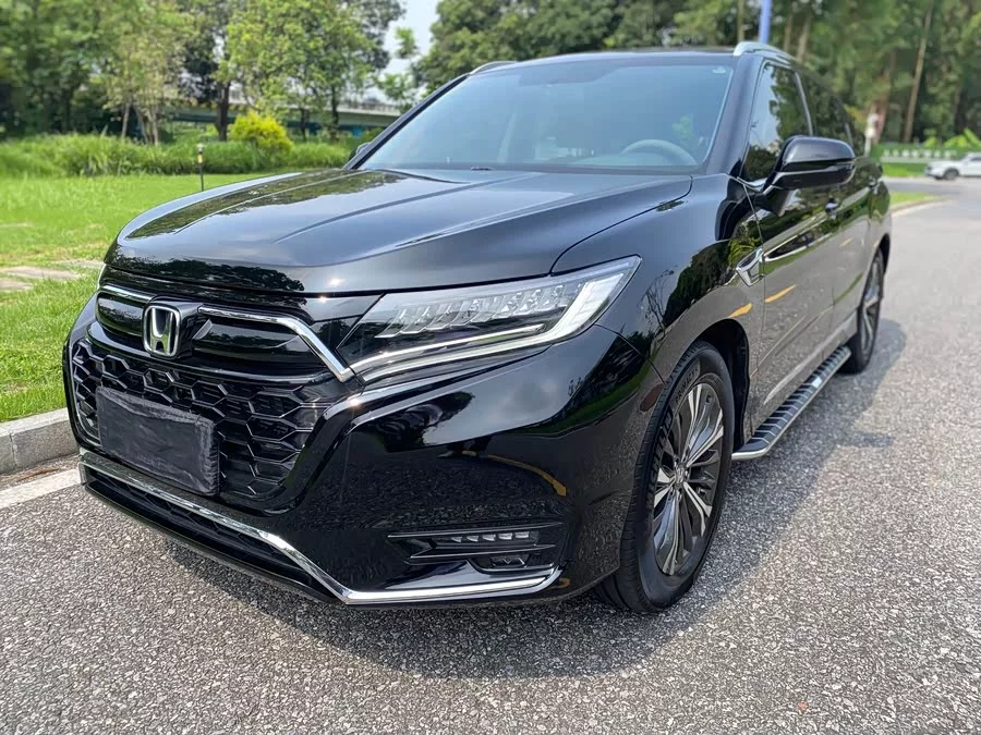 Honda UR-V