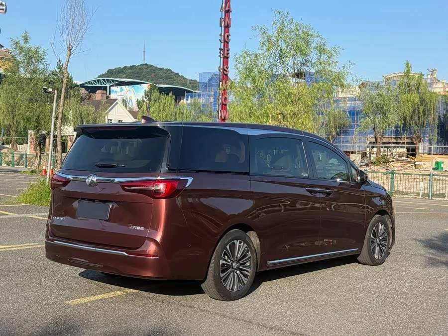 Buick GL8