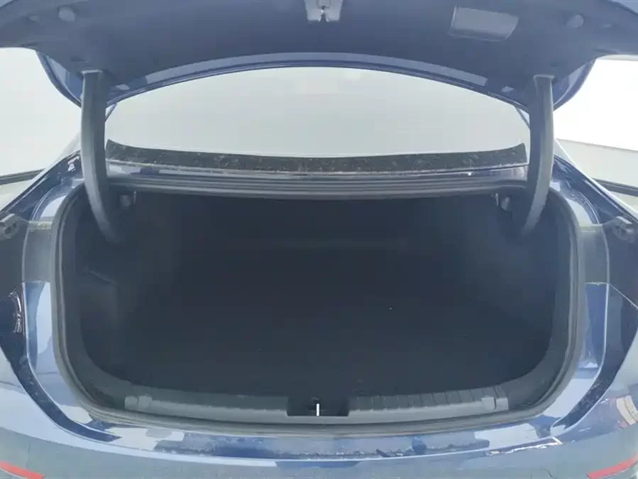 Geely Galaxy A7 EM
