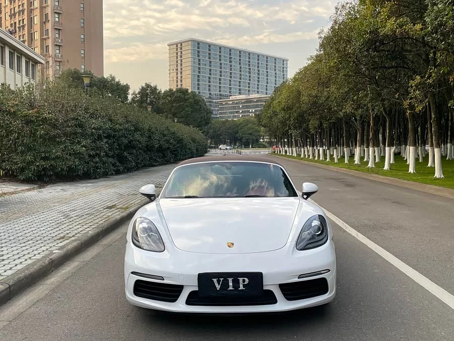 Porsche 718