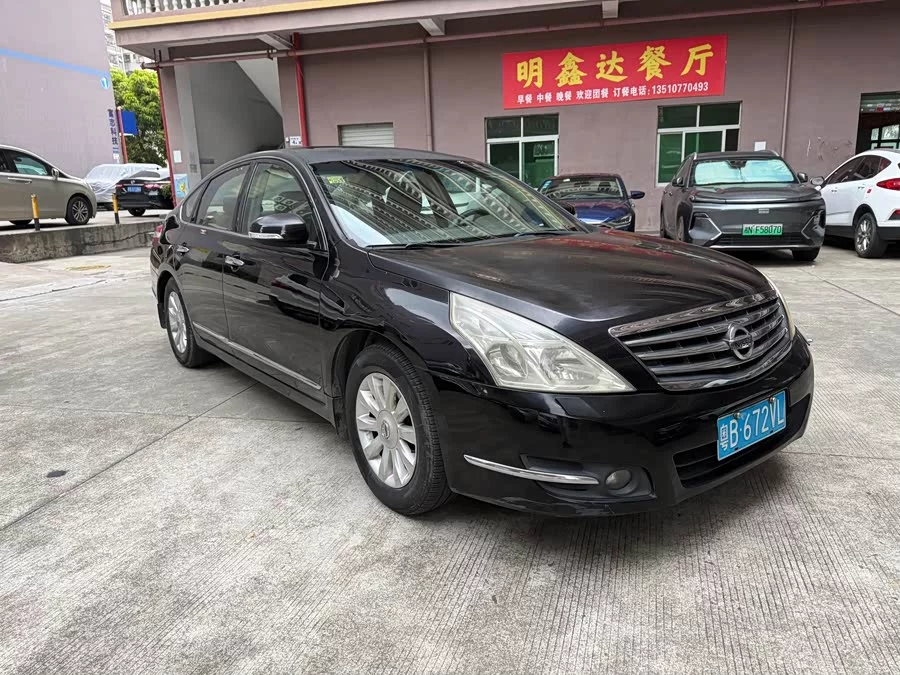 Nissan Teana