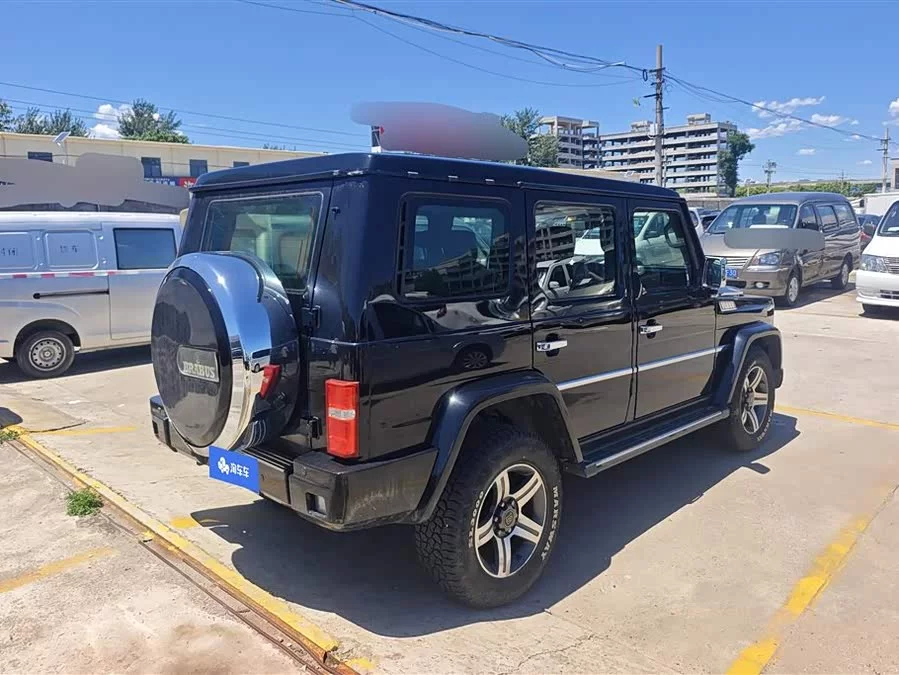 BAIC BJ80