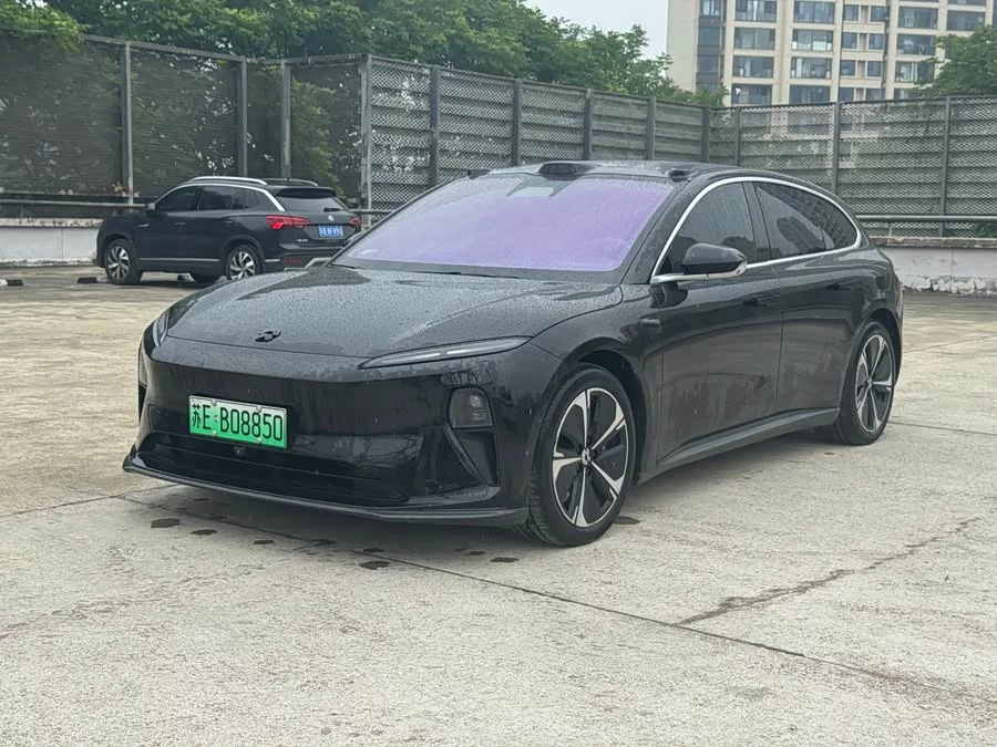 NIO ET5T