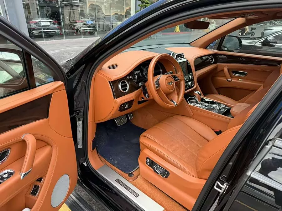 Bentley Bentayga