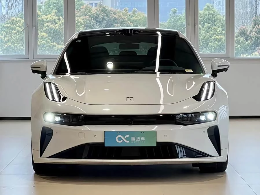 Zeekr 001