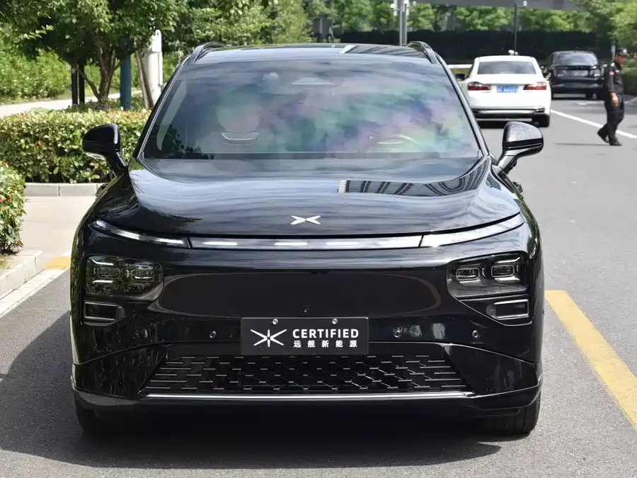 Xpeng G9
