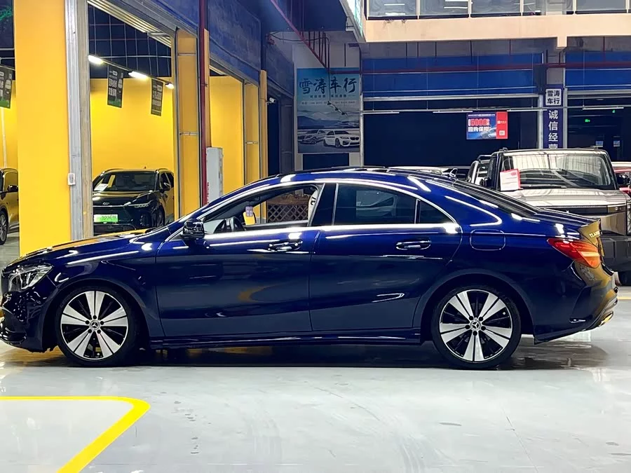 Mercedes-Benz CLA