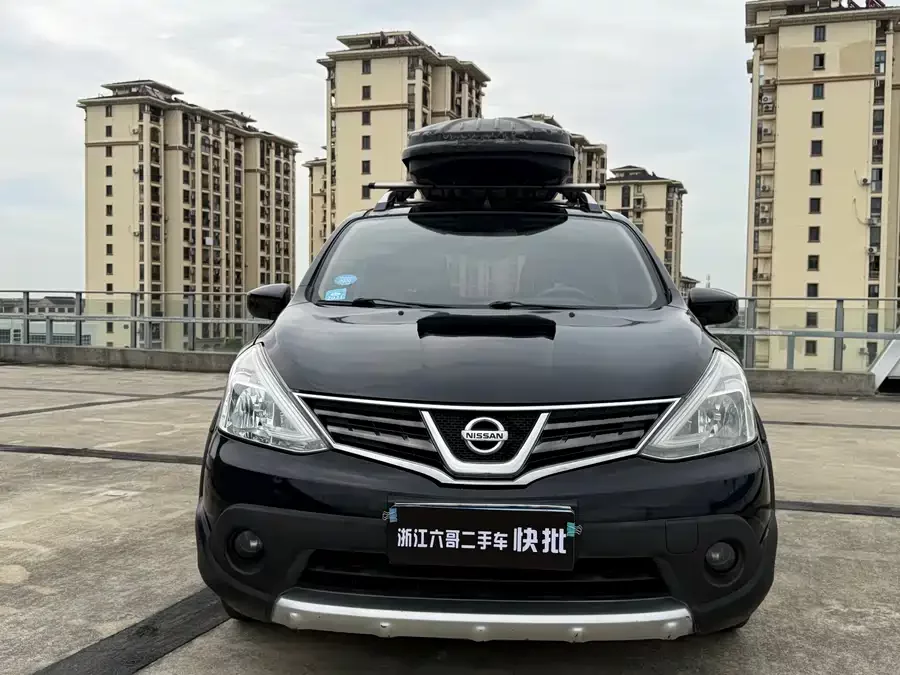 Nissan Livina
