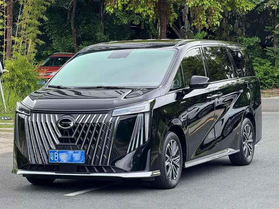 GAC Trumpchi M8