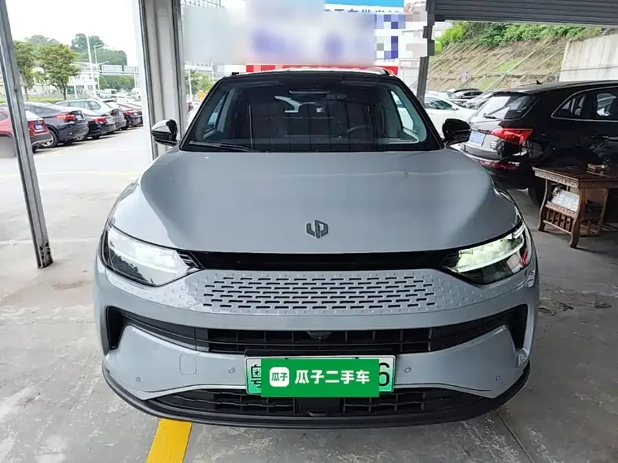 Leapmotor C11