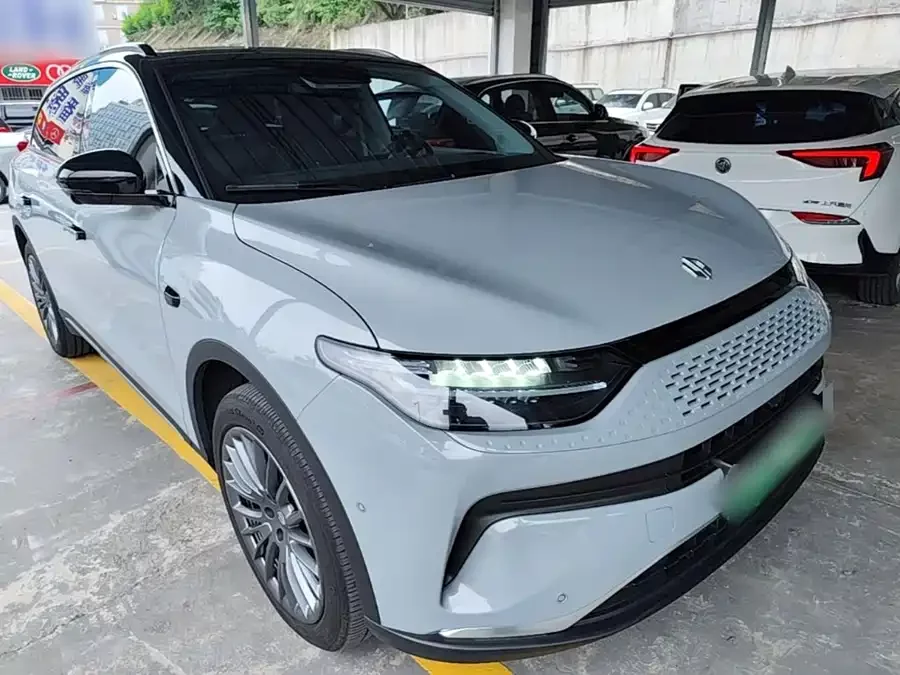 Leapmotor C11