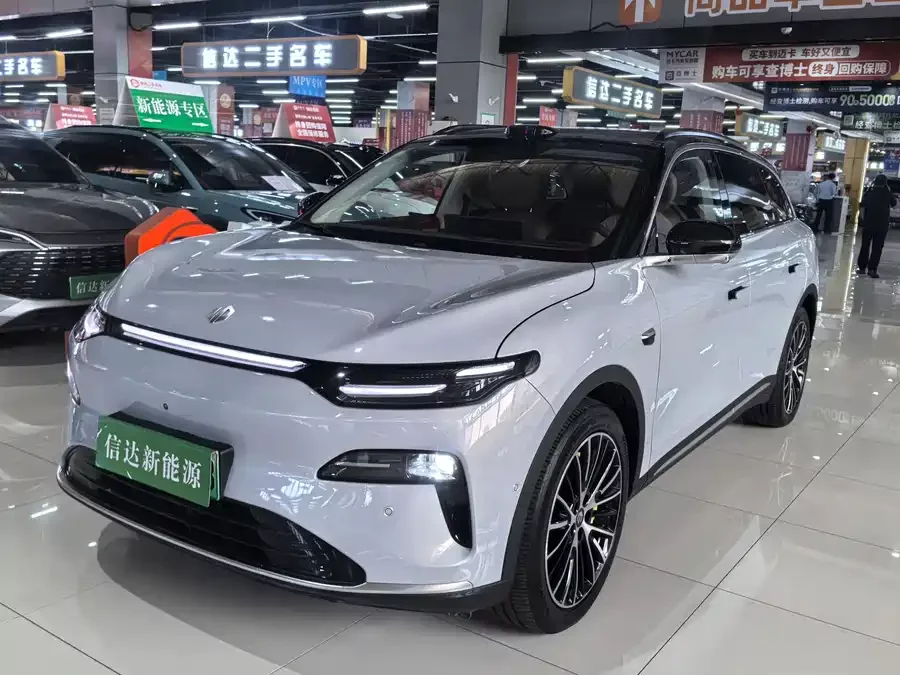 Leapmotor C11