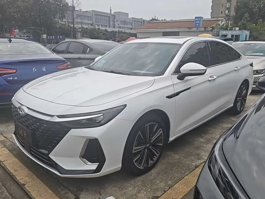 Chery Arrizo 8