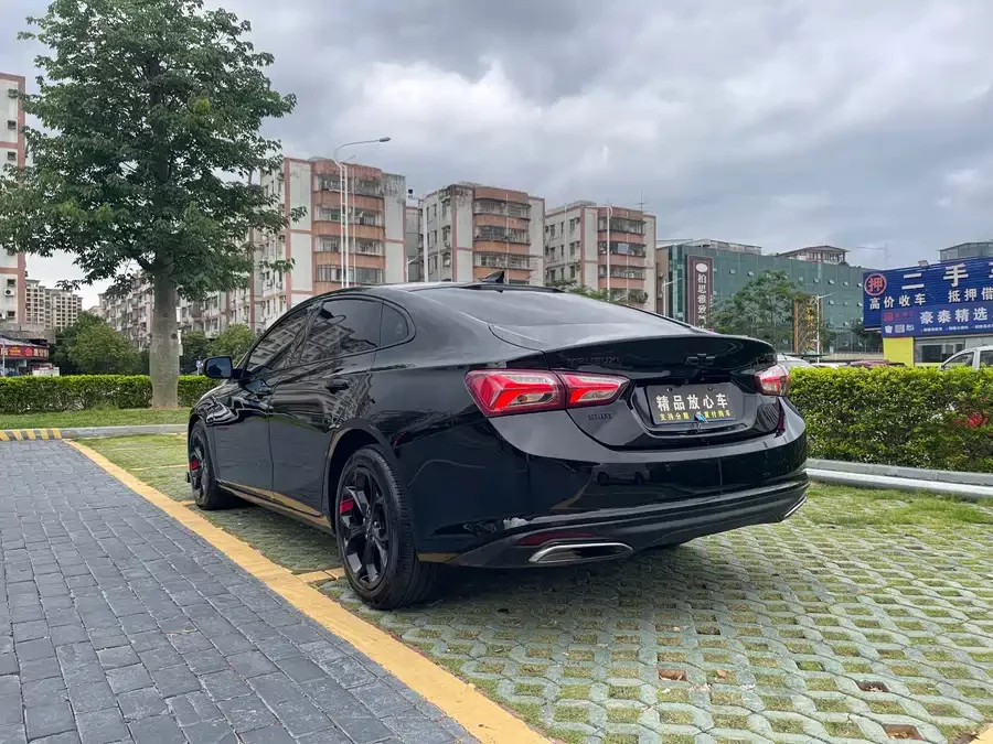 Chevrolet Malibu XL