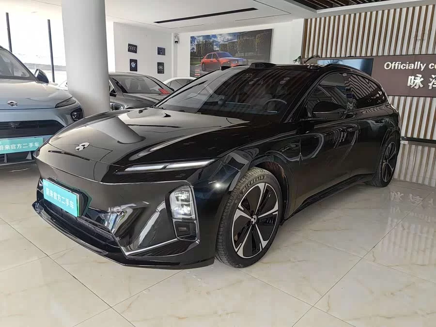 NIO ET5T