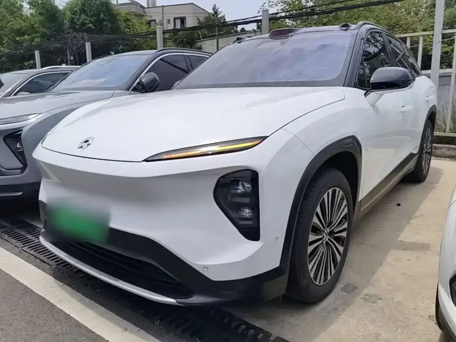 NIO ES7