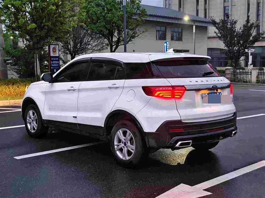 Ford Territory
