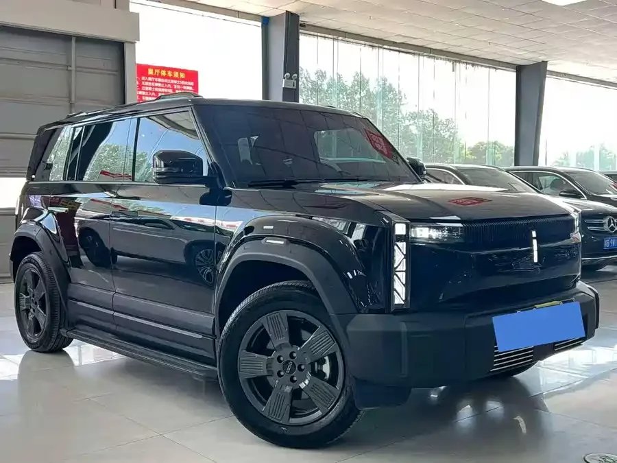 iCAR 03