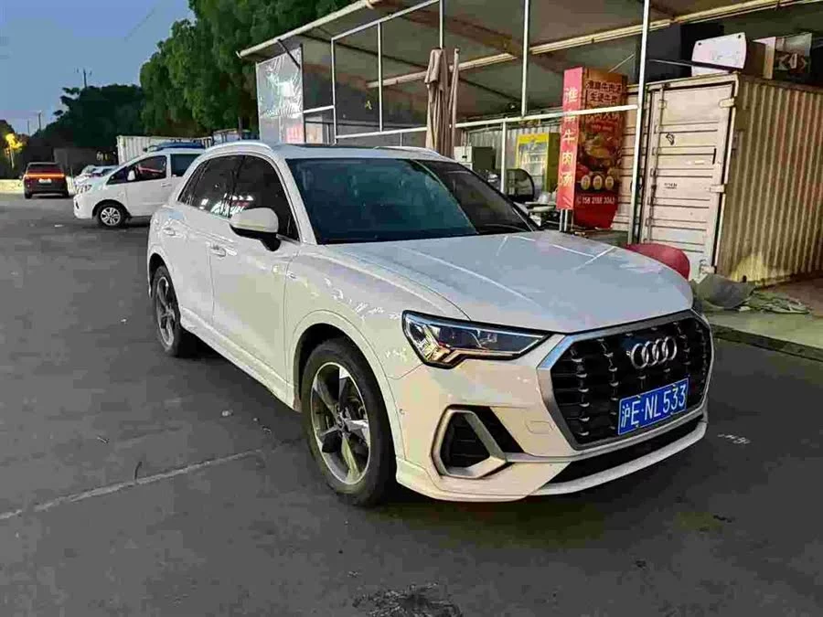 Audi Q3
