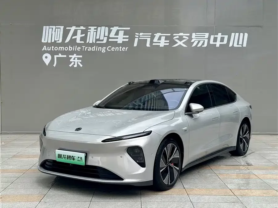 NIO ET7