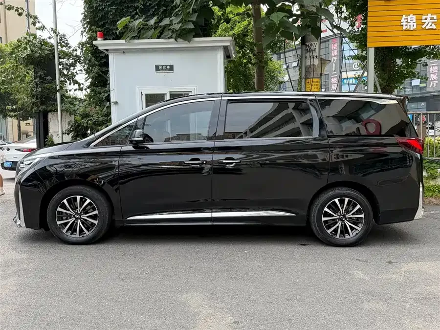 GAC Trumpchi M8