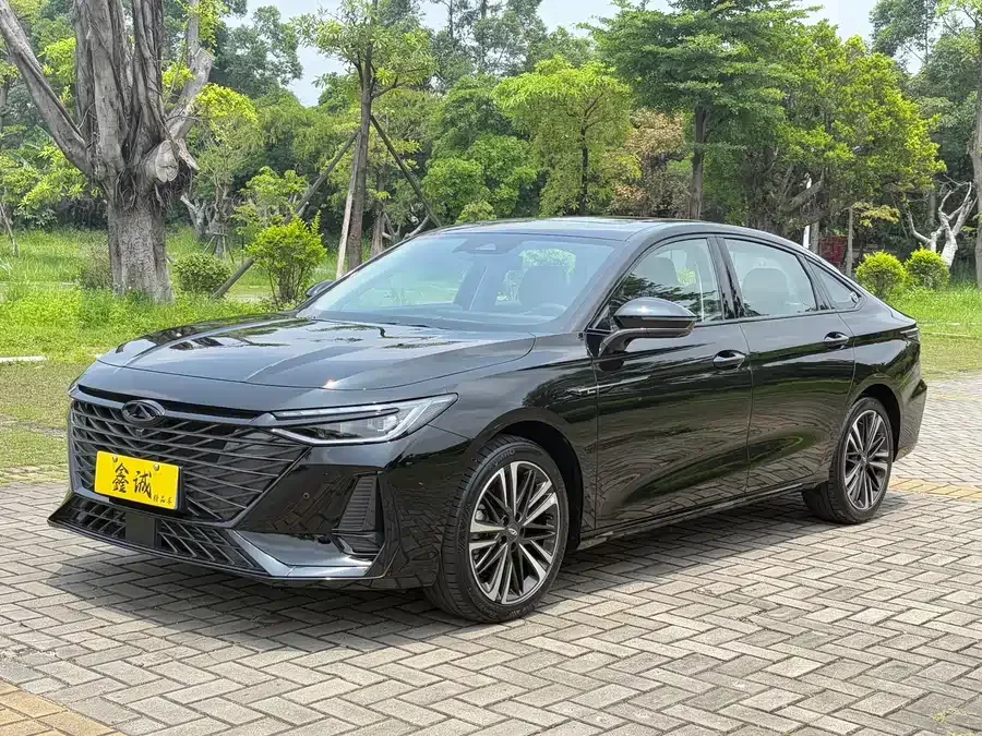 Chery Arrizo 8