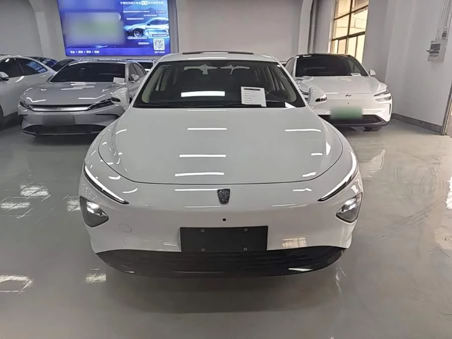 Roewe D7
