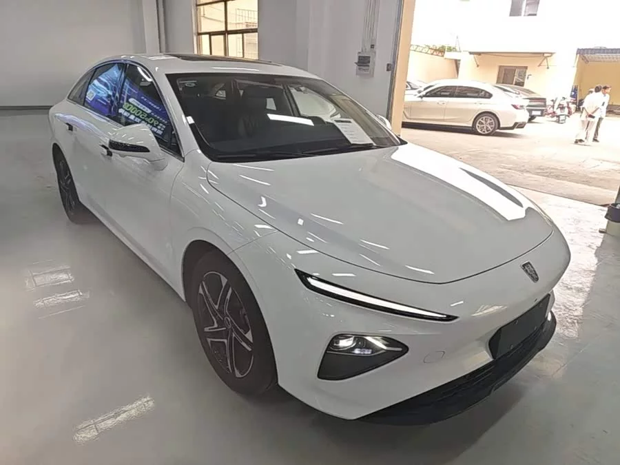 Roewe D7