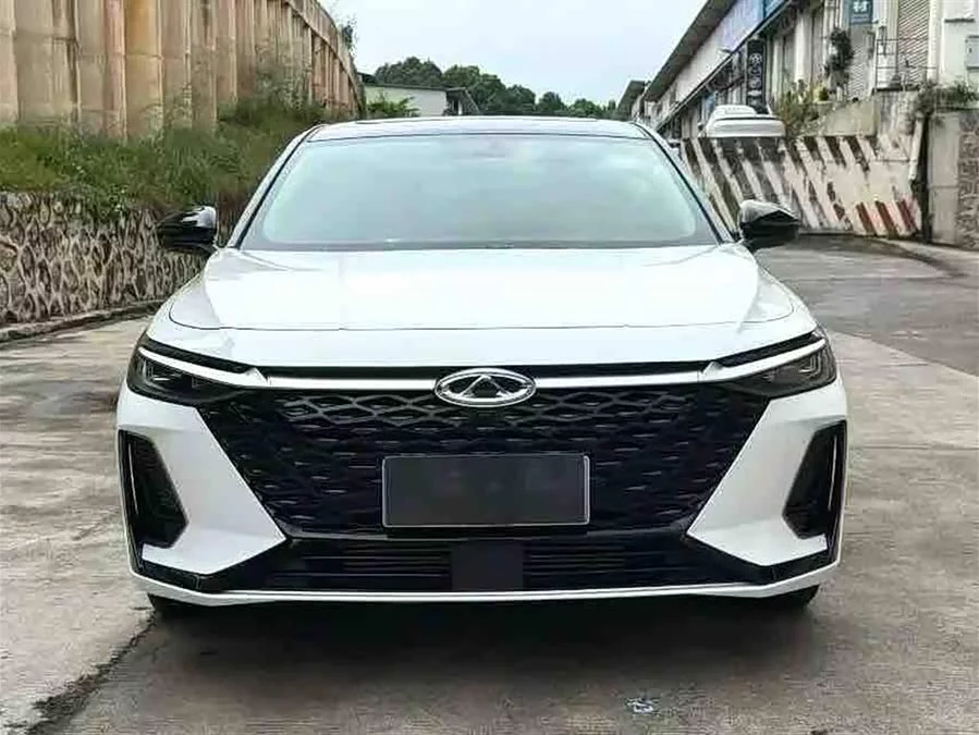 Chery Arrizo 8
