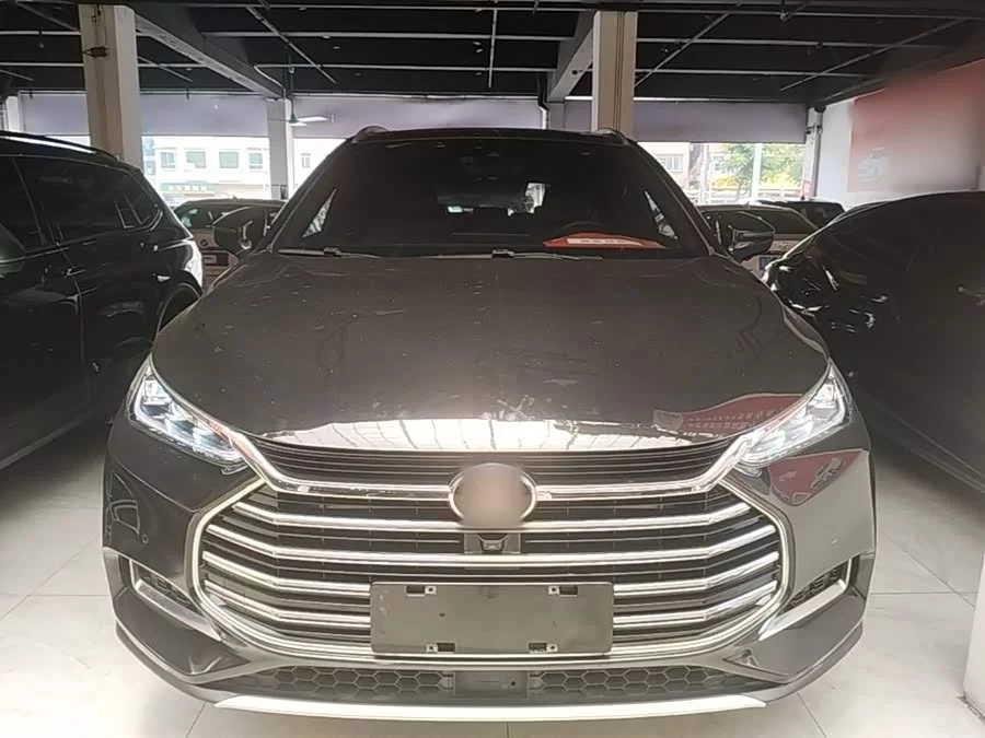BYD Tang