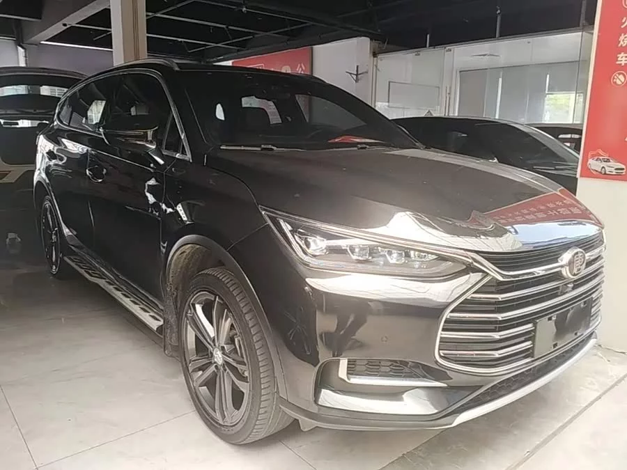 BYD Tang