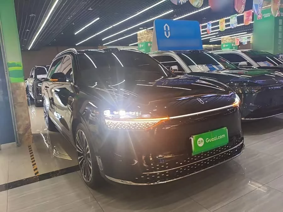 AITO Wenjie M9