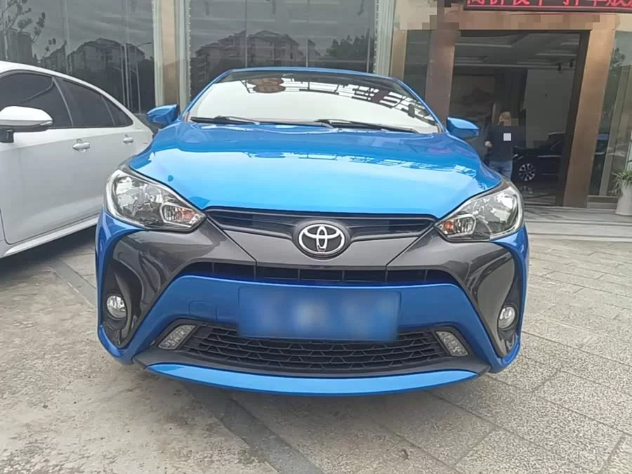 Toyota YARiS L