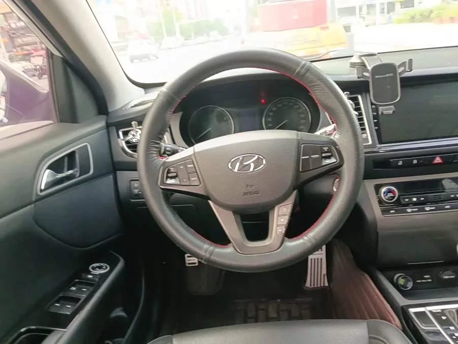 Hyundai Mistra