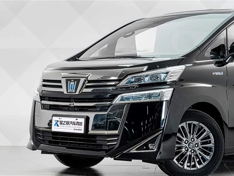 Toyota Crown Vellfire