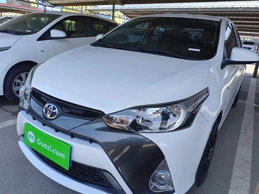Toyota YARiS L