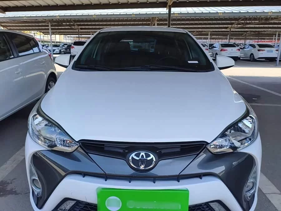 Toyota YARiS L