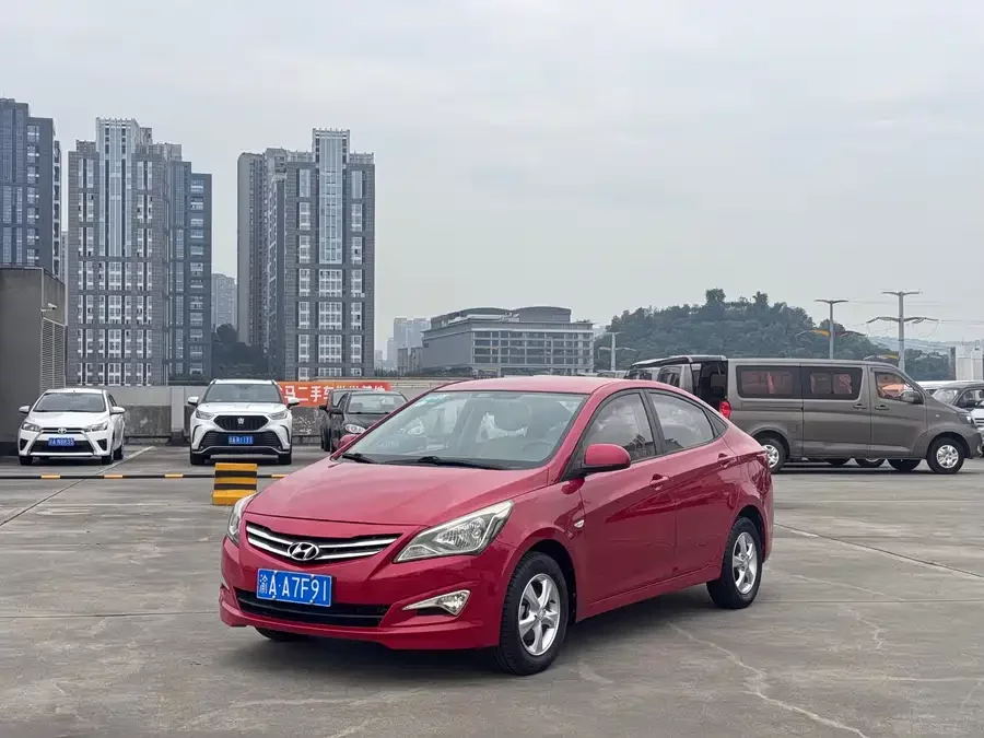 Hyundai Rena