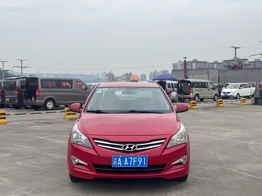 Hyundai Rena