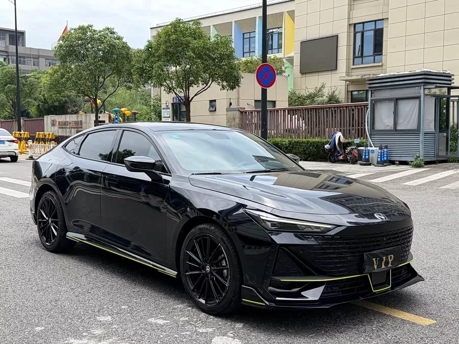 Changan UNI-V