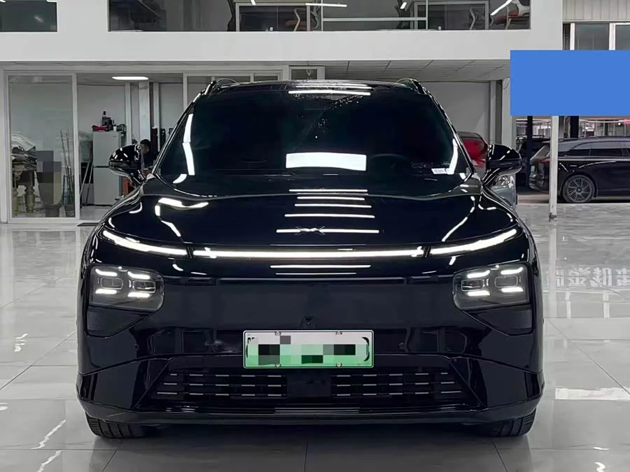 Xpeng G9