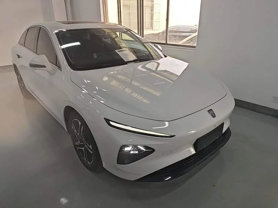 Roewe D7