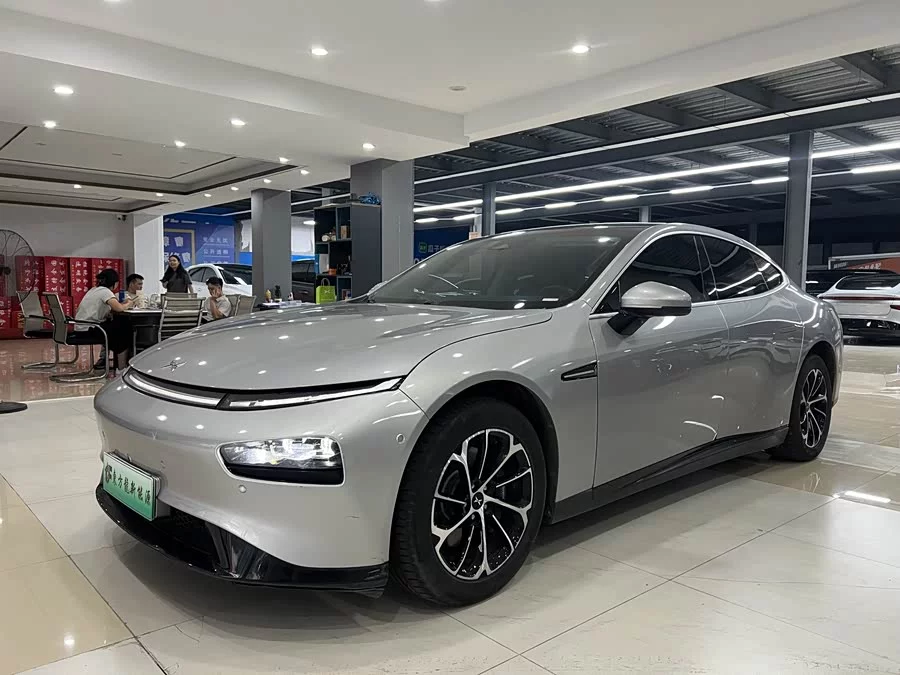 Xpeng P7