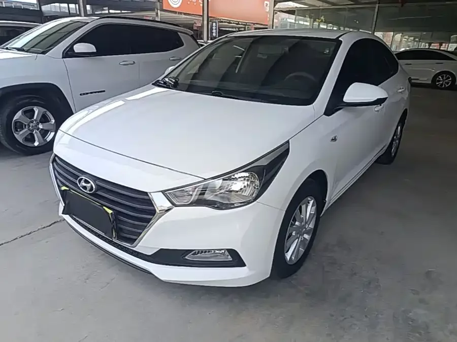 Hyundai Elantra / Celesta