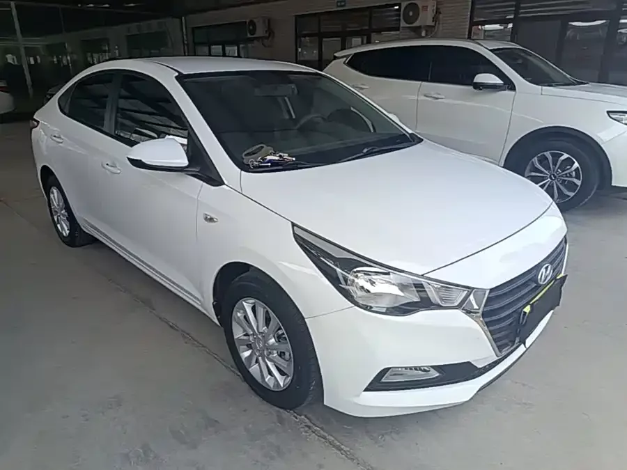 Hyundai Elantra / Celesta