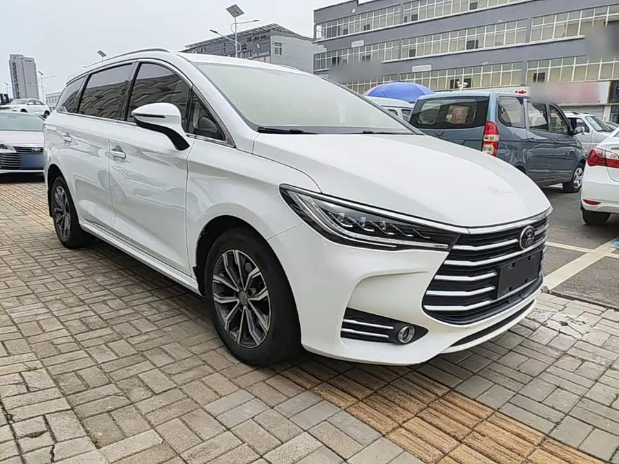 BYD Song MAX