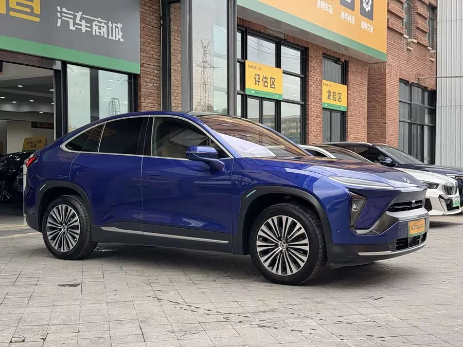 NIO EC6