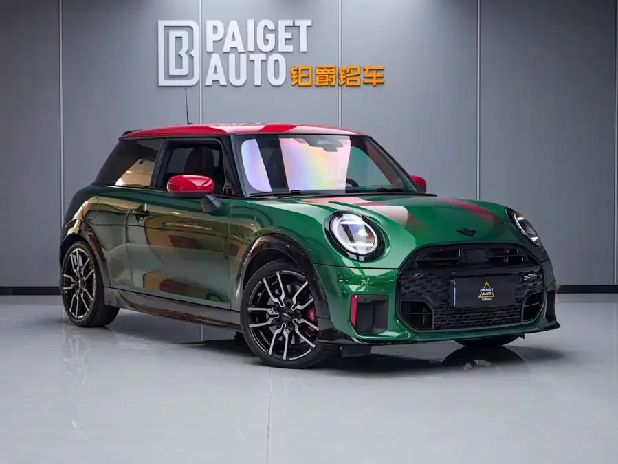 MINI JCW
