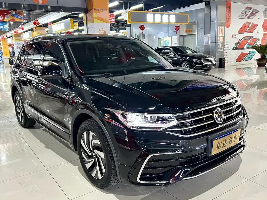 Volkswagen Tiguan L